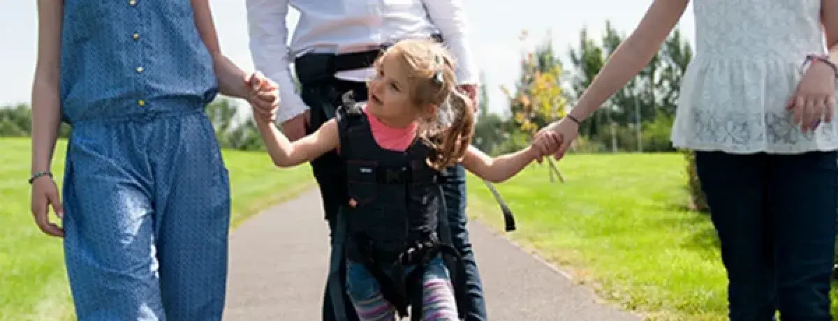 Arnés UPSEE el inicio de la marcha, pequeños pasos que cambian el mundo