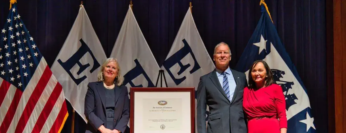 Loh Medical é Honrada com o Prêmio "E" do Presidente por Exportações